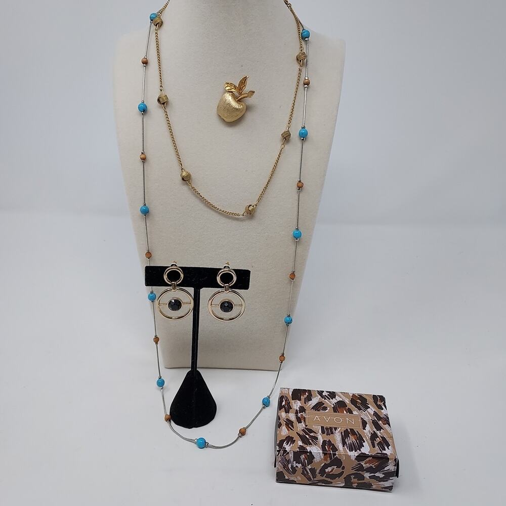 Avon Lot Signed Cali Deco Post Earrings Boxed 2 Necklaces Apple Scatter Pin